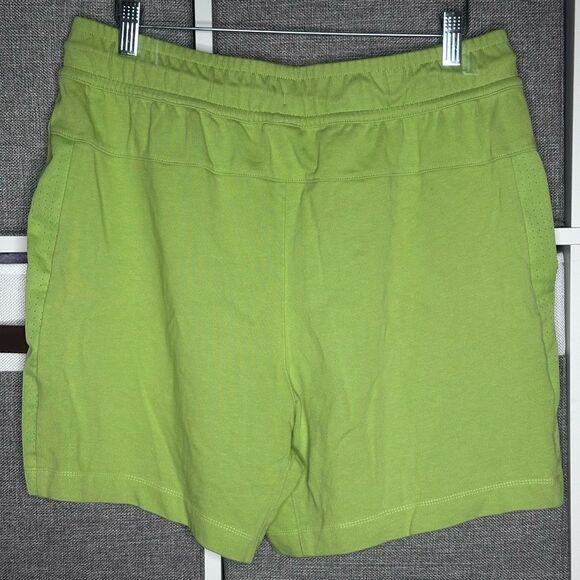 Nike Dream Big Green Sweat Shorts Size Large - Picture 2 of 9